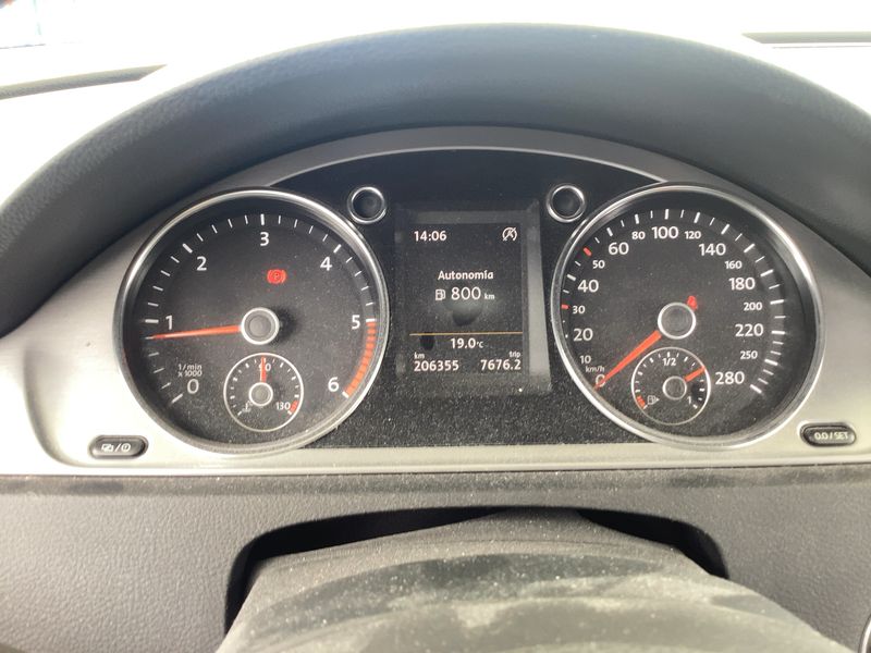 Volkswagen CC 2.0 TDI BlueMotion Tech 2014 – снимка 18