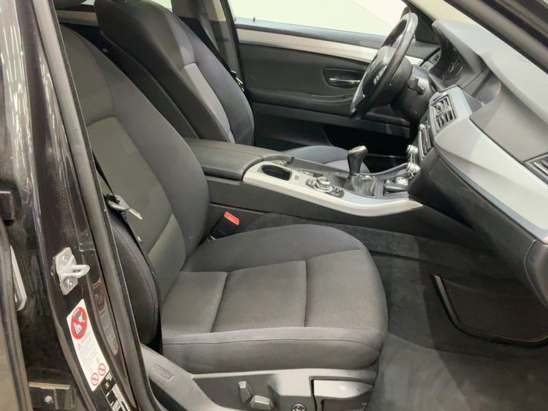BMW 5er 520d 2013 – снимка 11
