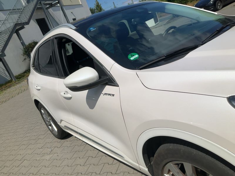 Ford Kuga 2.5 Plug-in Hybrid Vignale 2022 – снимка 12