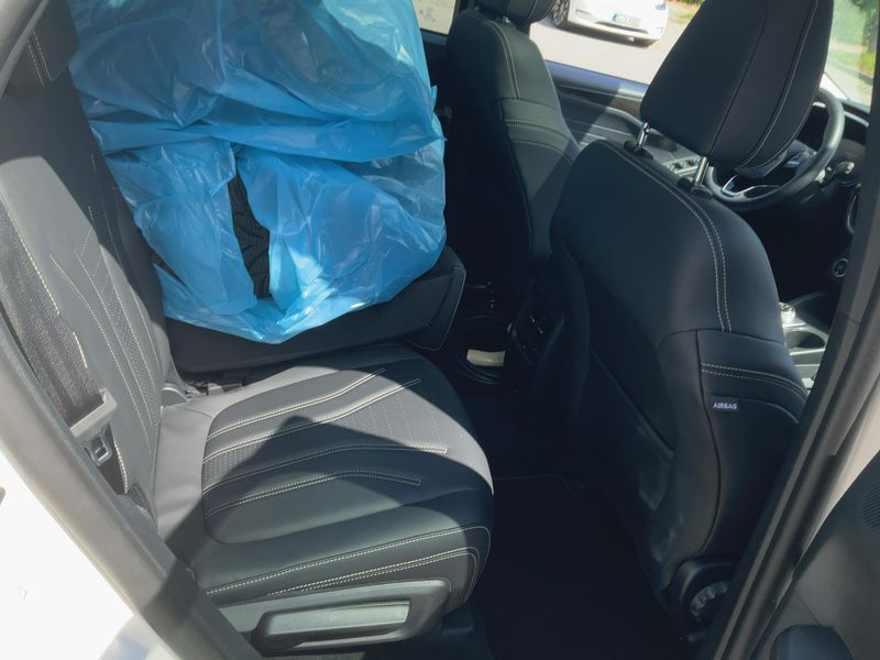 Ford Kuga 2.5 Plug-in Hybrid Vignale 2022 – снимка 20
