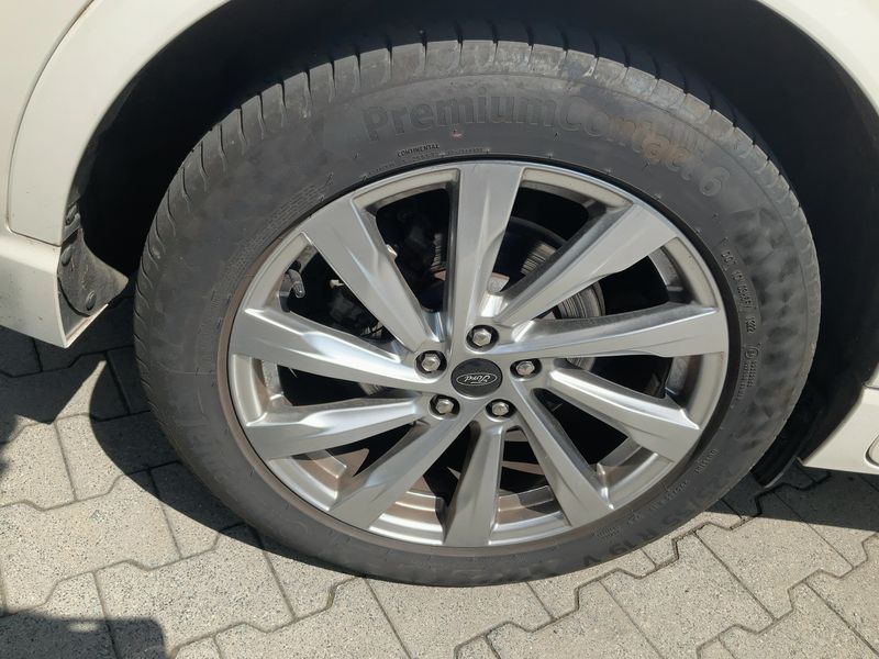 Ford Kuga 2.5 Plug-in Hybrid Vignale 2022 – снимка 9