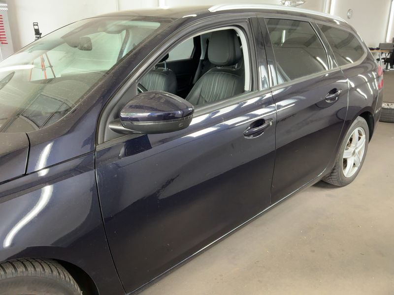Peugeot 308 1.5 Blue-HDi Active Business 2019 – снимка 4