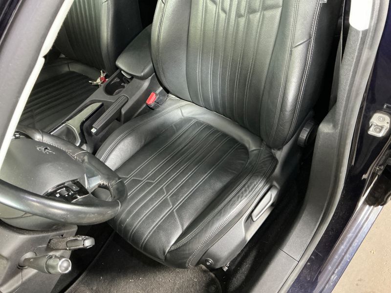 Peugeot 308 1.5 Blue-HDi Active Business 2019 – снимка 29
