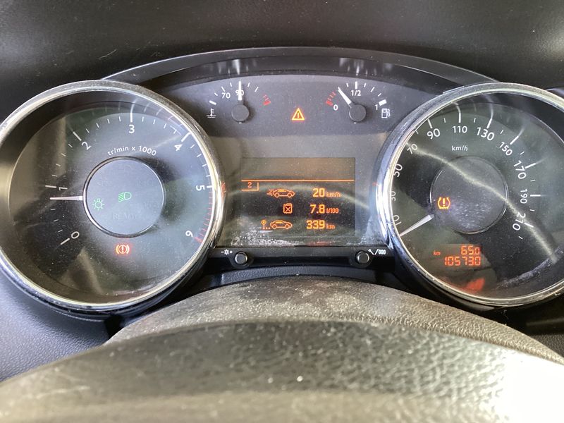 Peugeot 3008 1.6 Blue-HDi Allure 2015 – снимка 18