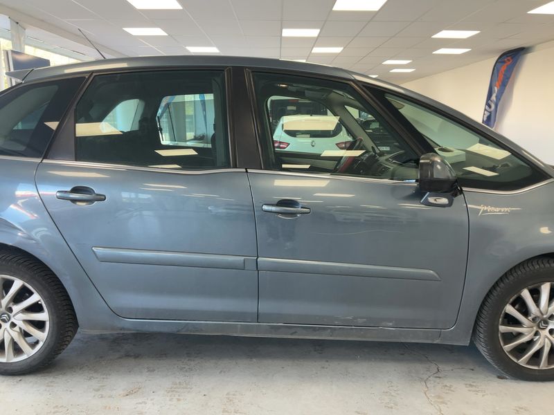 Citroen C4 Picasso 1.6 HDi Millenium 2010 – снимка 10