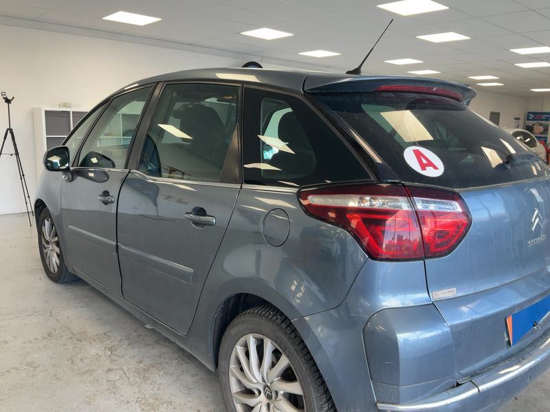Citroen C4 Picasso 1.6 HDi Millenium 2010 – снимка 6