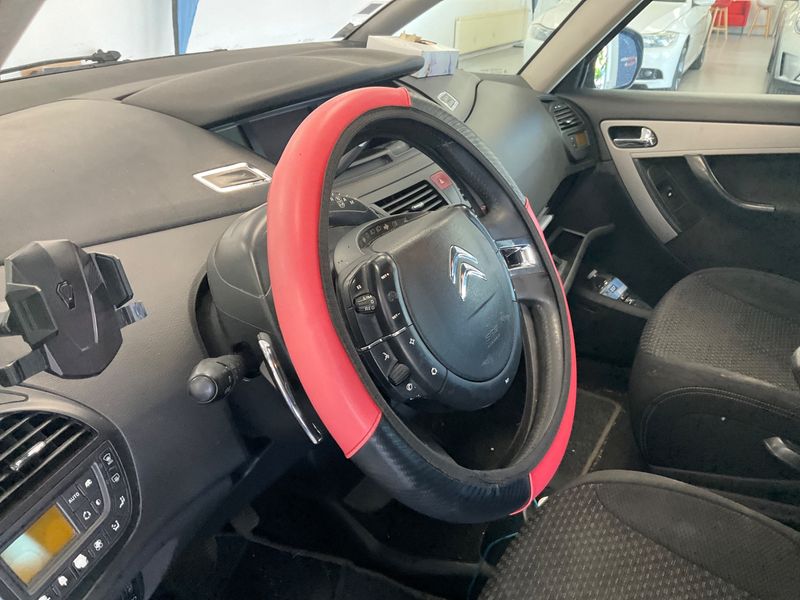 Citroen C4 Picasso 1.6 HDi Millenium 2010 – снимка 30