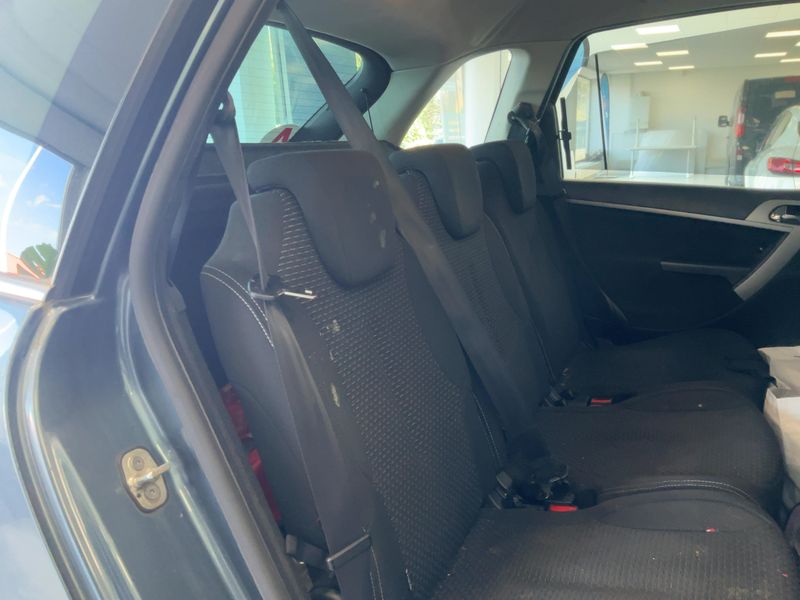 Citroen C4 Picasso 1.6 HDi Millenium 2010 – снимка 19