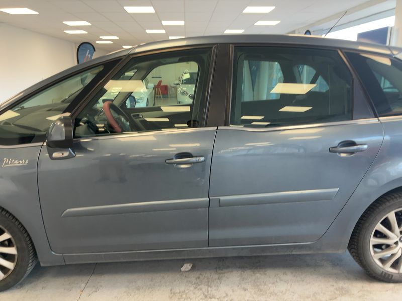 Citroen C4 Picasso 1.6 HDi Millenium 2010 – снимка 4