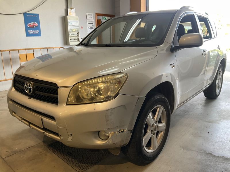 Toyota RAV 4 2.2 D-4D Life 2006 – снимка 1