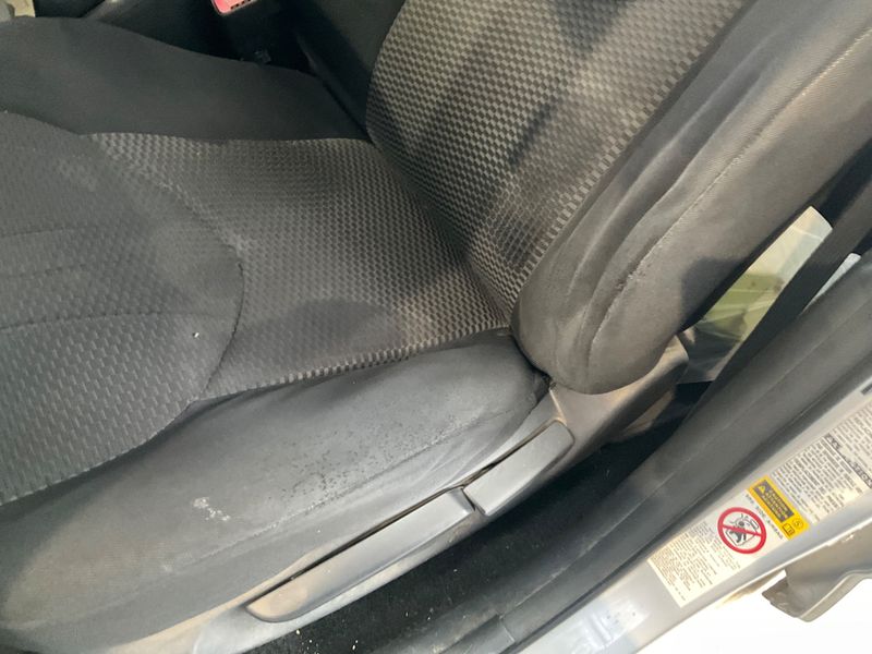 Toyota RAV 4 2.2 D-4D Life 2006 – снимка 33