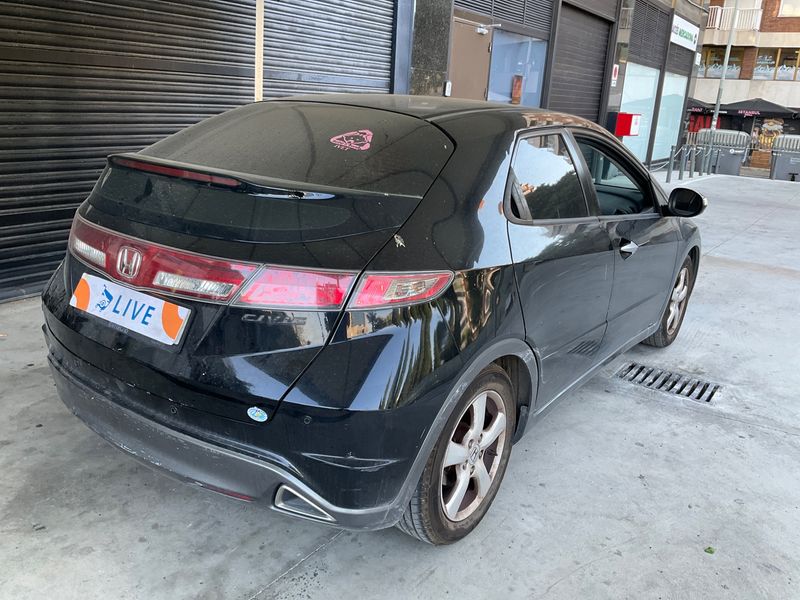 Honda Civic 1.4 Sport 2010 – снимка 2