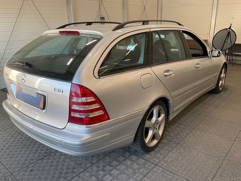 Mercedes-Benz C-Klasse C 220 CDI T Sport Edition Avantgarde 2006 – снимка 2