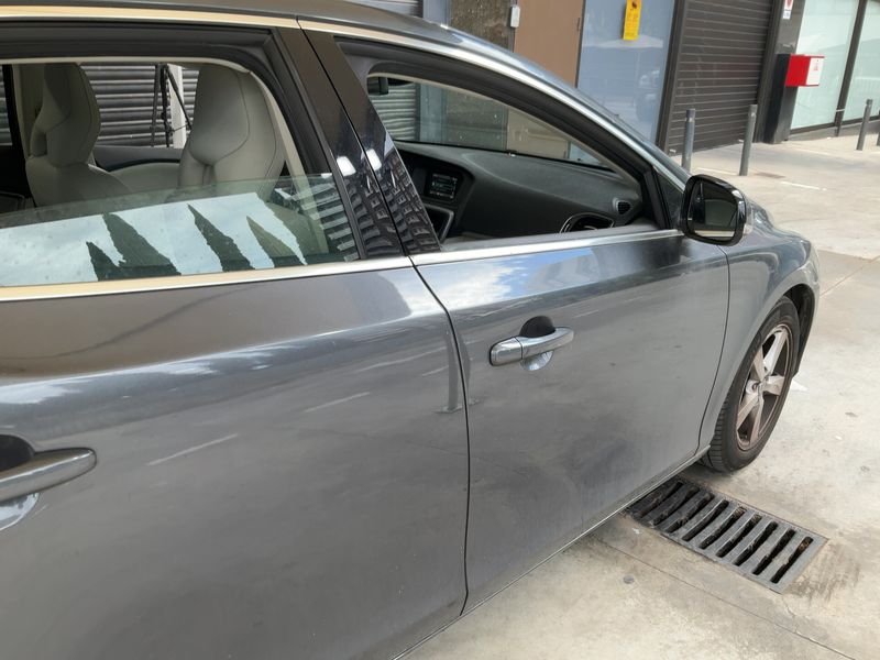 Volvo V40 2.0 D3 Momentum 2014 – снимка 10