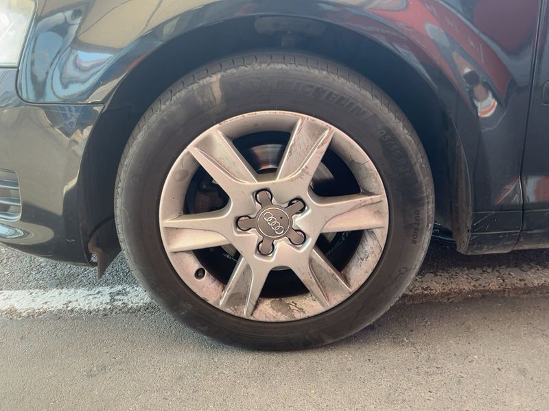 Audi A3 Sportback 1.6 TDI Attraction 2010 – снимка 3