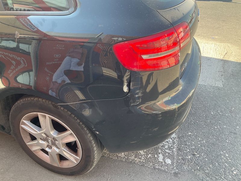 Audi A3 Sportback 1.6 TDI Attraction 2010 – снимка на щета 34
