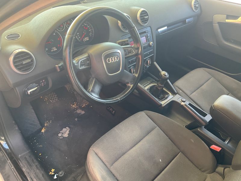 Audi A3 Sportback 1.6 TDI Attraction 2010 – снимка 30