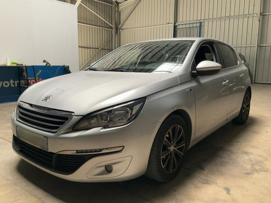 Peugeot 308 1.6 Blue-HDi Style 2015 – снимка 2