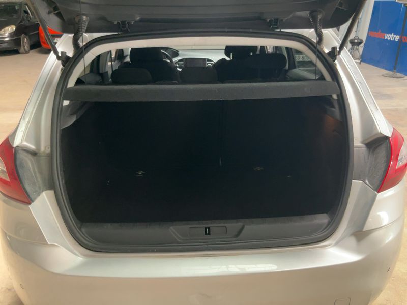Peugeot 308 1.6 Blue-HDi Style 2015 – снимка 15