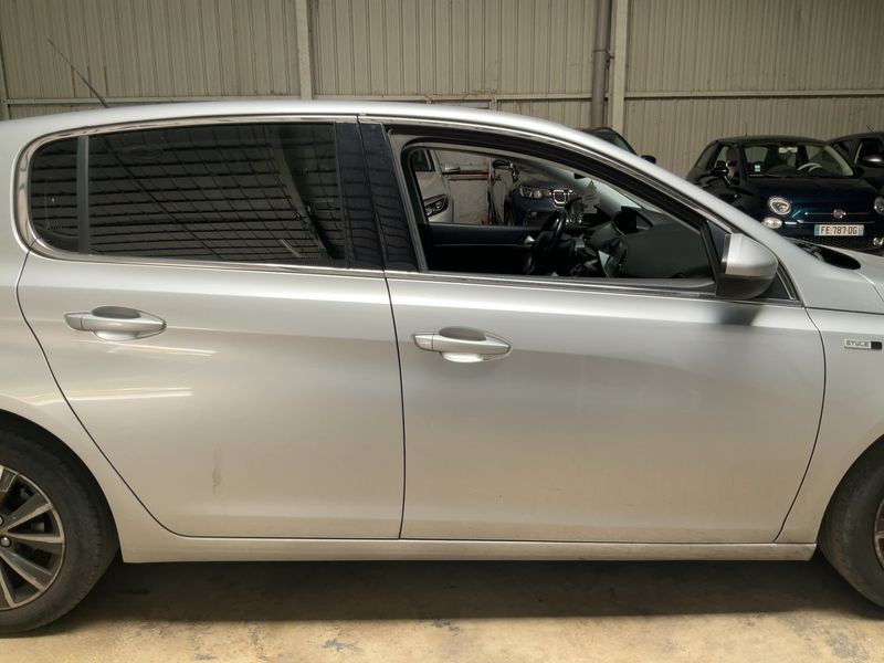 Peugeot 308 1.6 Blue-HDi Style 2015 – снимка 10