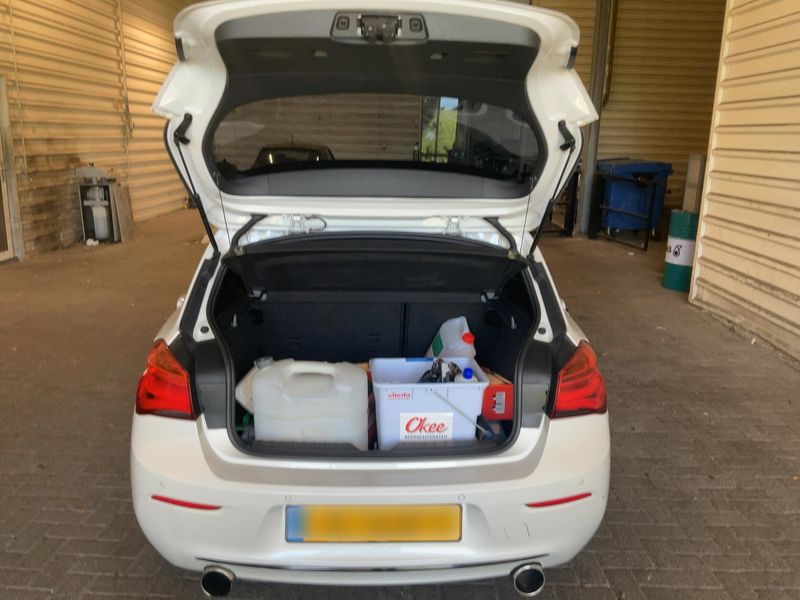 BMW 1er 118i Sport Line 2016 – снимка 15