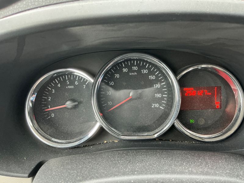 Dacia Lodgy 1.2 TCe Prestige 2014 – снимка 4