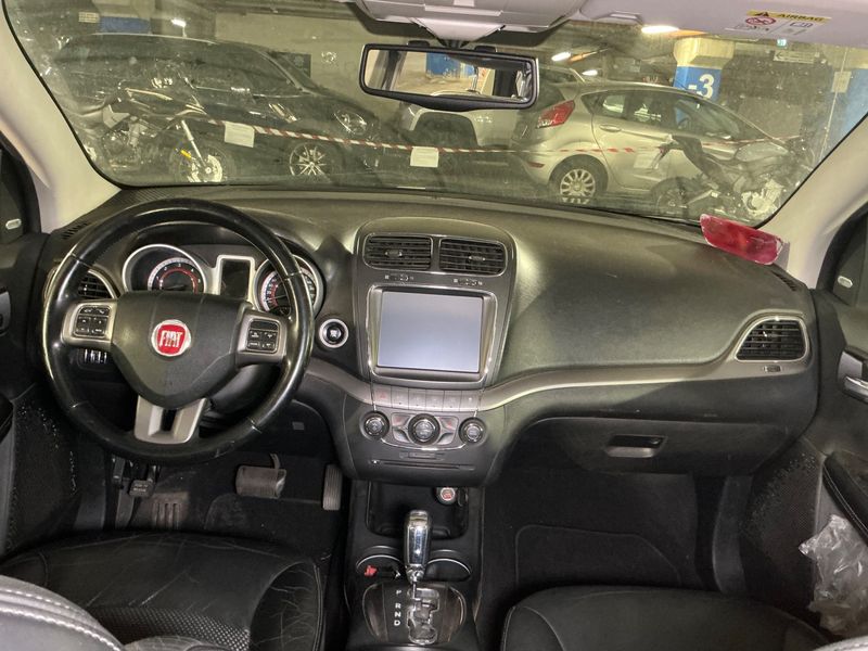 Fiat Freemont 2.0 Multijet Cross AWD 2015 – снимка 18