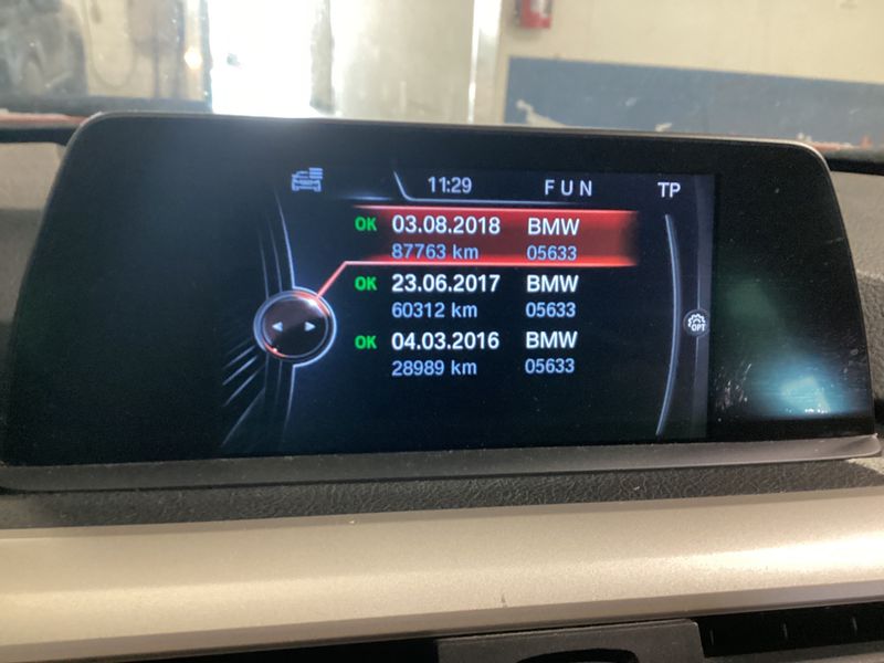 BMW 3er 318d 2014 – снимка 22