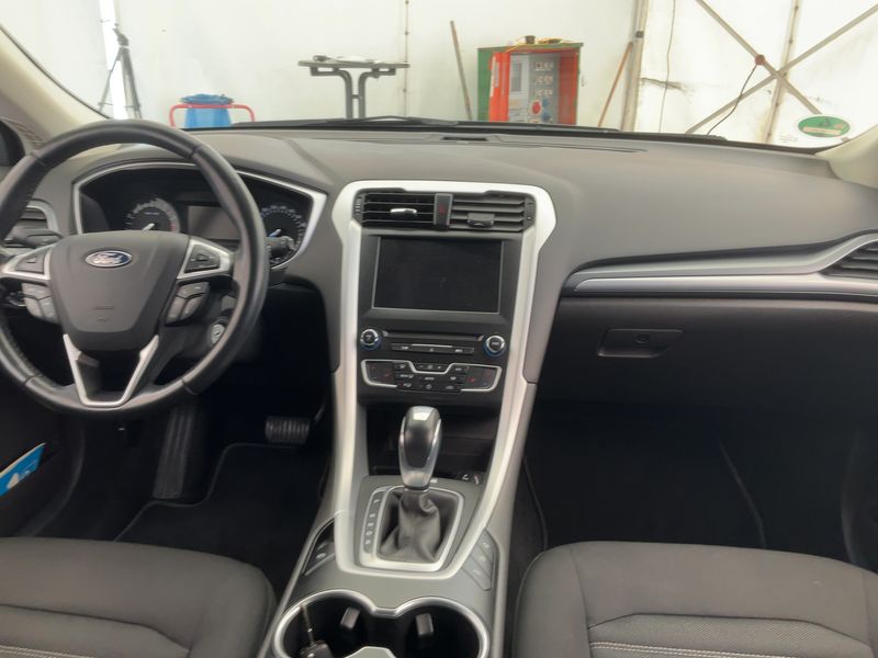 Ford Mondeo 1.5 EcoBoost Business Edition 2019 – снимка 17