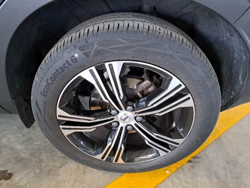 Volvo XC40 1.5 T5 Plug-in Hybrid Inscription 2WD 2021 – снимка 27