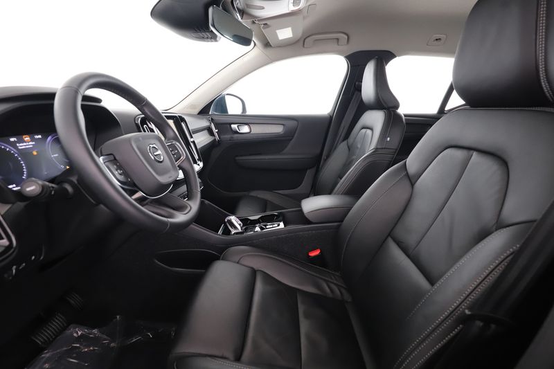 Volvo XC40 1.5 T5 Plug-in Hybrid Inscription 2WD 2021 – снимка 10