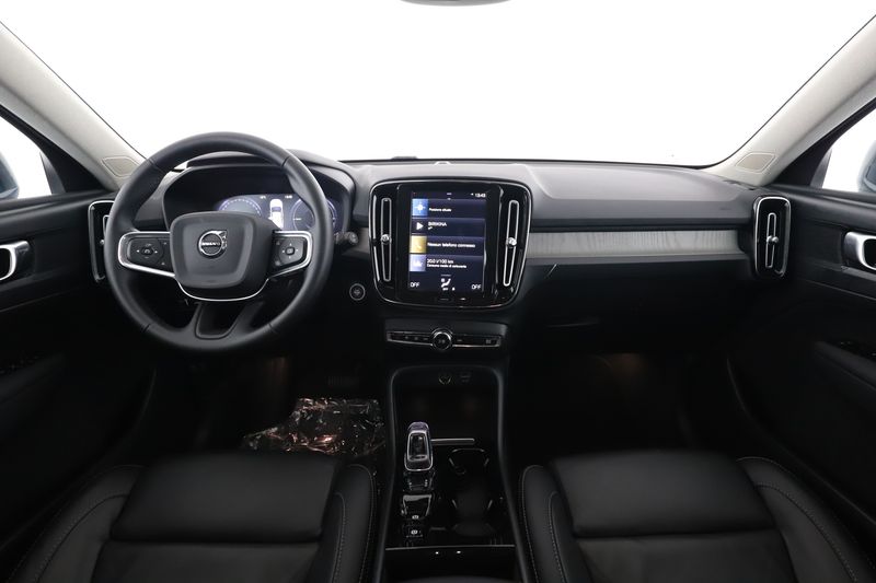 Volvo XC40 1.5 T5 Plug-in Hybrid Inscription 2WD 2021 – снимка 11