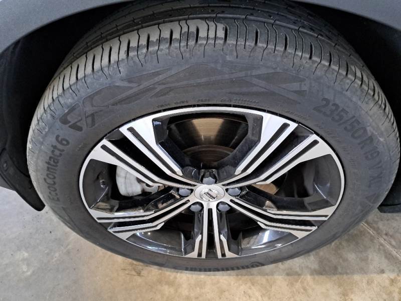 Volvo XC40 1.5 T5 Plug-in Hybrid Inscription 2WD 2021 – снимка 14