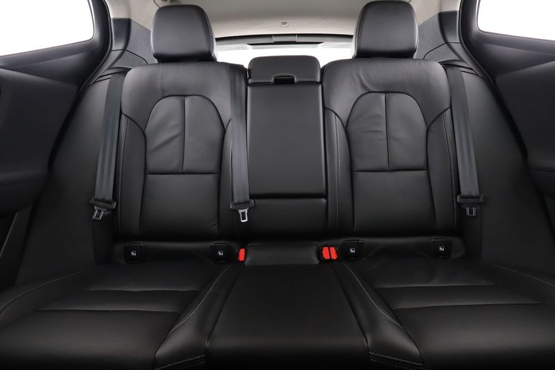 Volvo XC40 1.5 T5 Plug-in Hybrid Inscription 2WD 2021 – снимка 13