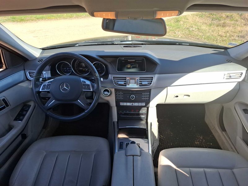 Mercedes-Benz E-Klasse E 220 CDI BlueTEC Executive 2015 – снимка 11
