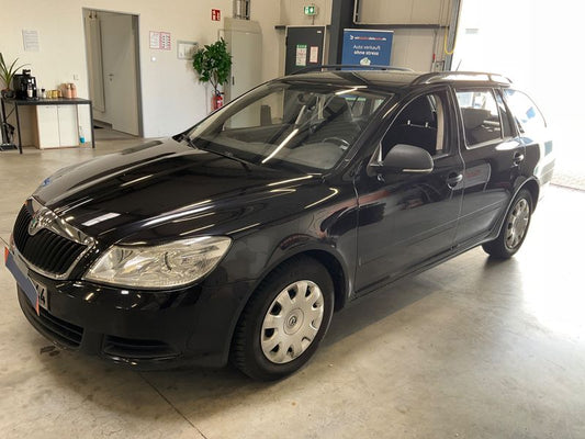 Skoda Octavia 1.6 TDI Active 2012 – снимка 1