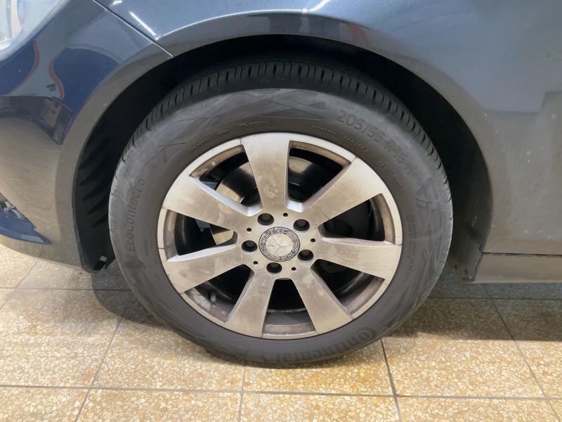 Mercedes-Benz C-Klasse C 200 CDI T BlueEfficiency Classic 2012 – снимка 16