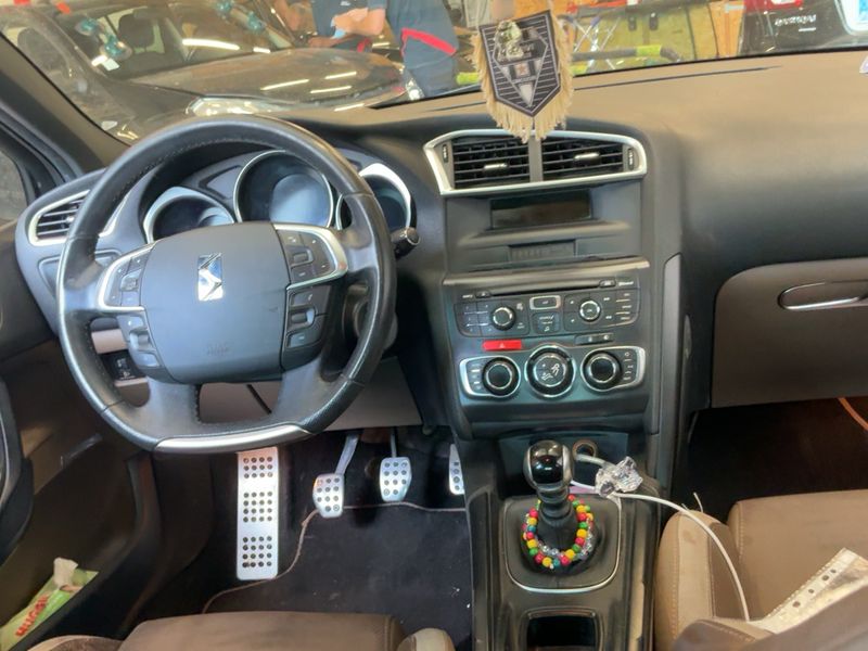Citroen DS4 1.6 HDi Chic 2012 – снимка 17