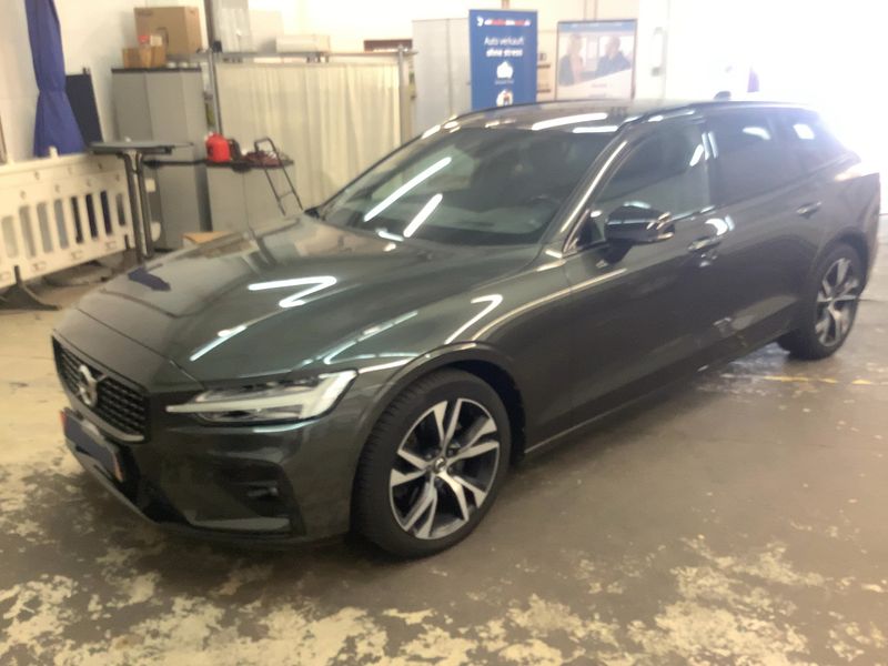 Volvo V60 2.0 T6 R-Design AWD 2019 – снимка 1