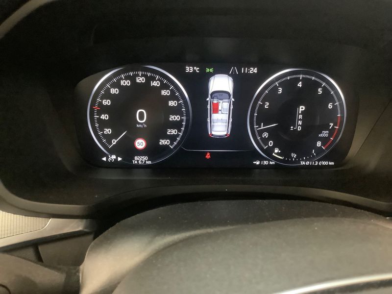 Volvo V60 2.0 T6 R-Design AWD 2019 – снимка 18