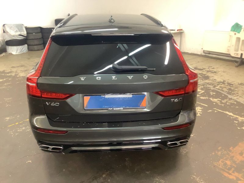 Volvo V60 2.0 T6 R-Design AWD 2019 – снимка 7