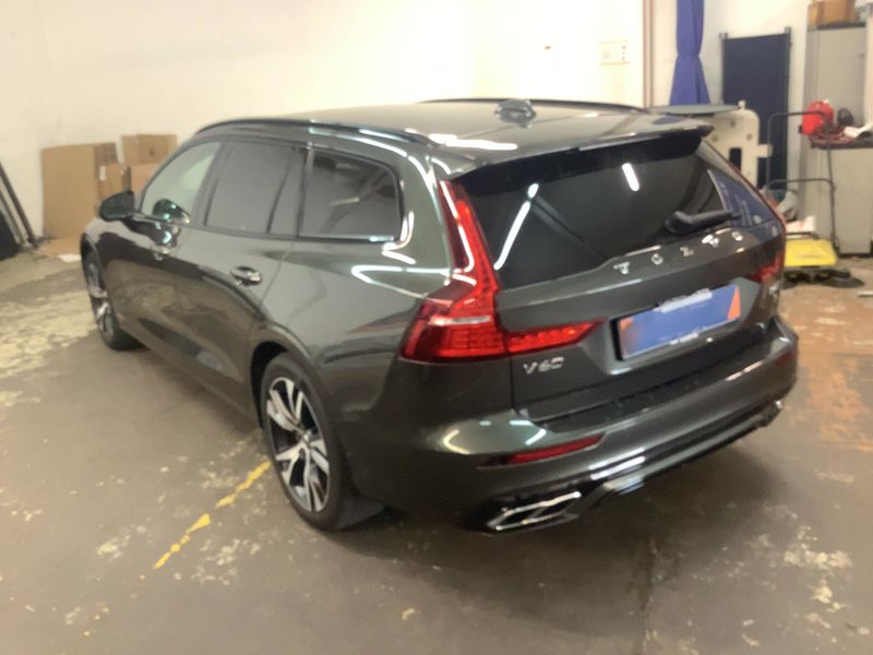 Volvo V60 2.0 T6 R-Design AWD 2019 – снимка 6