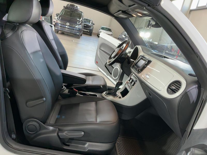 Volkswagen Beetle 2.0 TSI Dune BlueMotion Tech 2019 – снимка 16