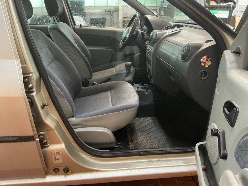 Dacia Logan 1.4 Ambiance 2006 – снимка 3