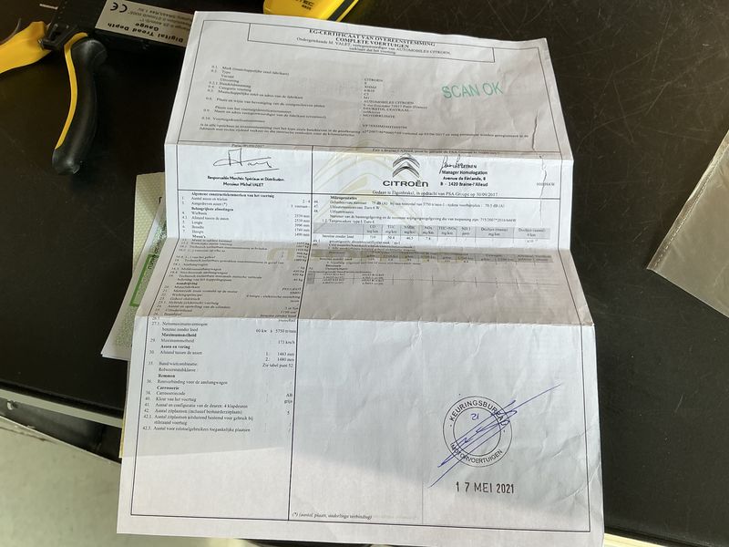 Citroen C3 1.2 PureTech Feel 2018 – снимка 21