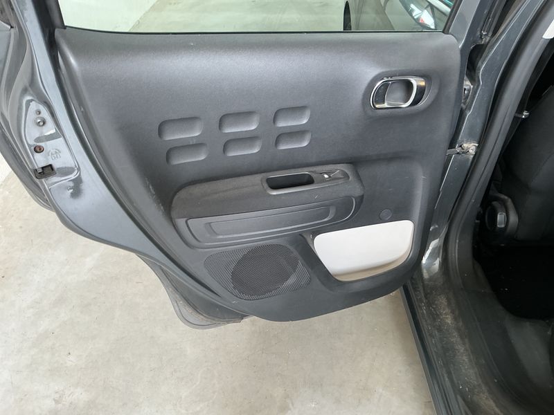 Citroen C3 1.2 PureTech Feel 2018 – снимка 33