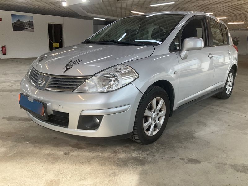 Nissan Tiida 1.6 Acenta 2009 – снимка 1