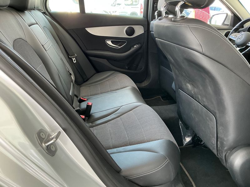 Mercedes-Benz C-Klasse C 220 d T AMG Line 2019 – снимка 19