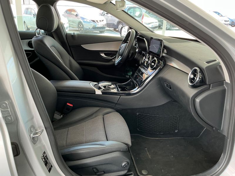 Mercedes-Benz C-Klasse C 220 d T AMG Line 2019 – снимка 16