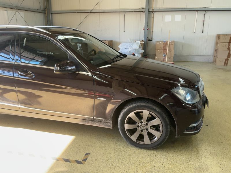 Mercedes-Benz C-Klasse C 220 CDI T BlueEfficiency Avantgarde 2012 – снимка 8
